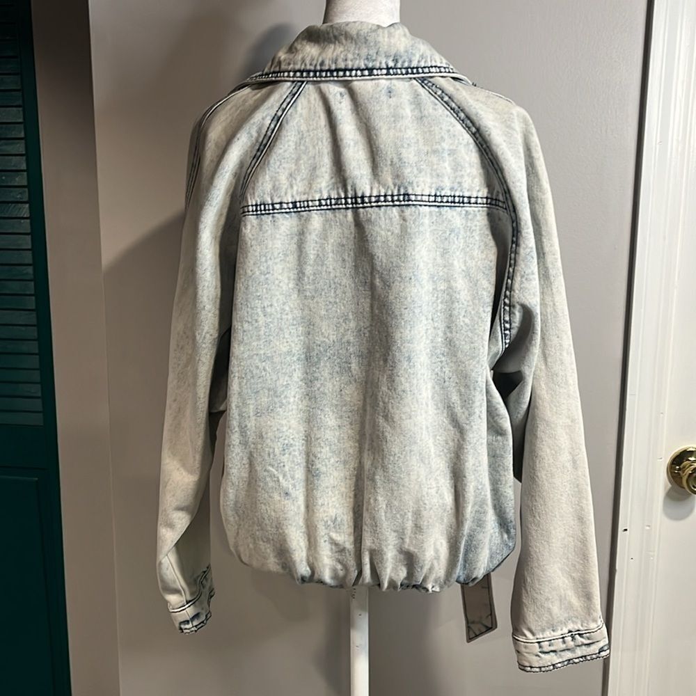 Forever 21 NWT acid wash vintage style light denim wash Jean jacket - S - Picture 9 of 15